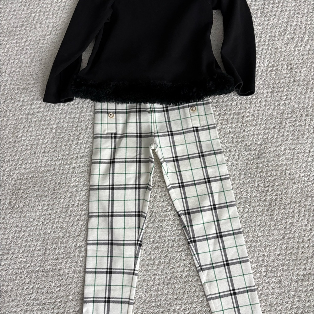Janie and Jack Black and White Plaid Leggings with black fur trimmed top Sz 5